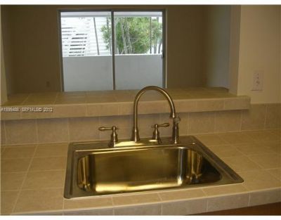 500 Bayview Drive, Unit 122, Sunny Isles Beach, FL 33160 Photo