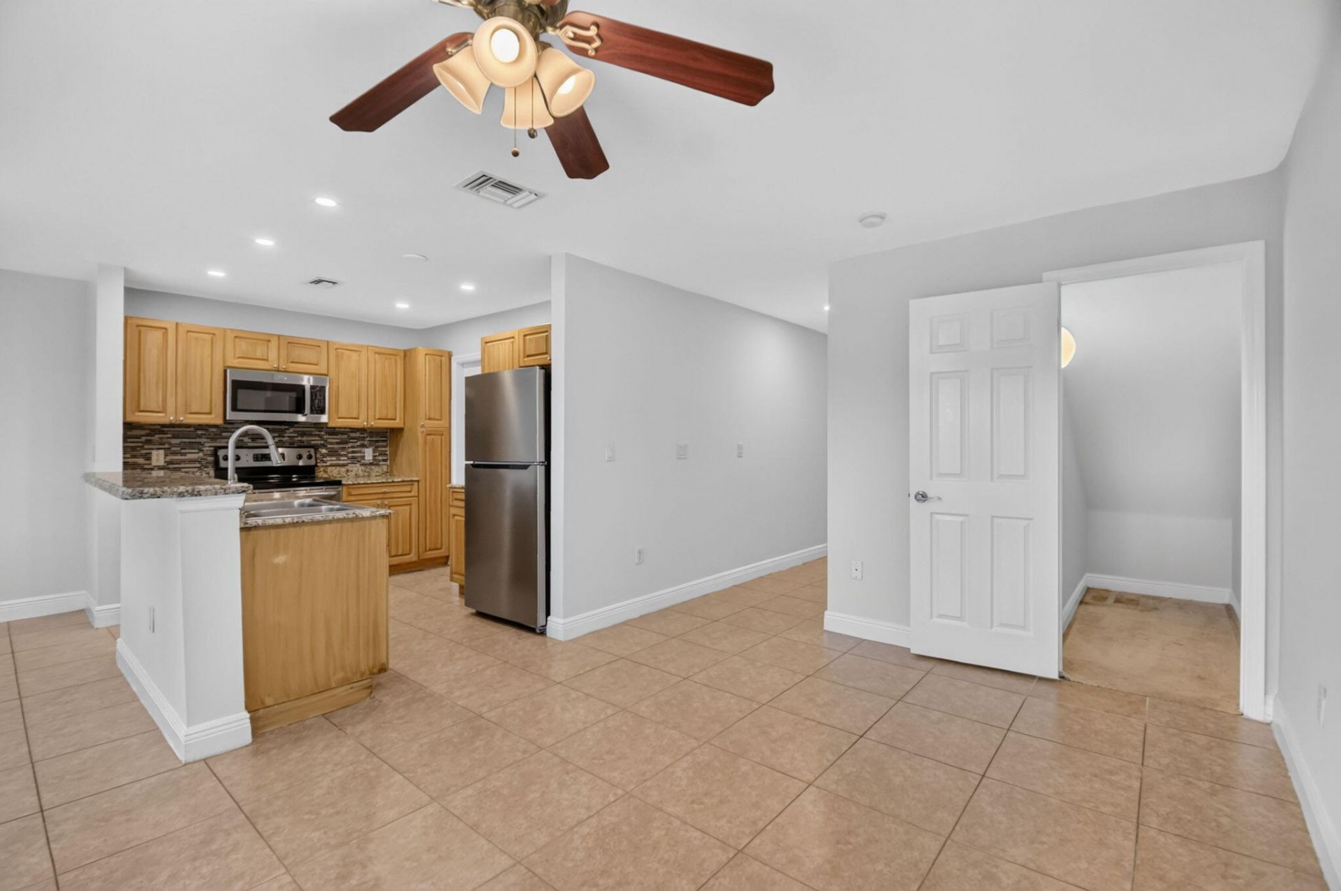 6691 Old Farm Trail, Boynton Beach, FL 33437 Photo