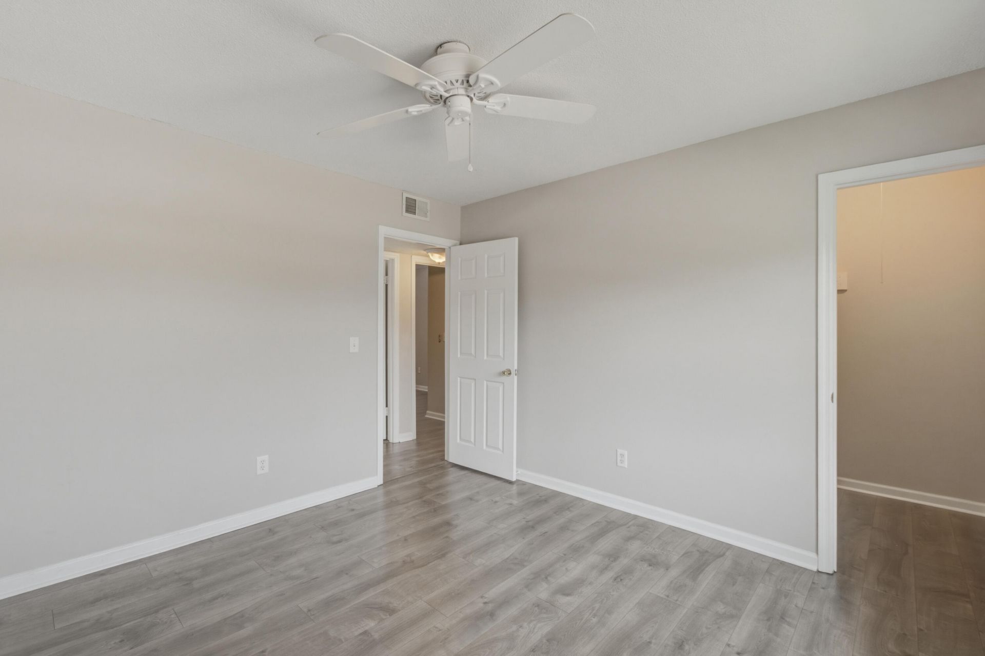 114 Brush Boulevard Photo 23