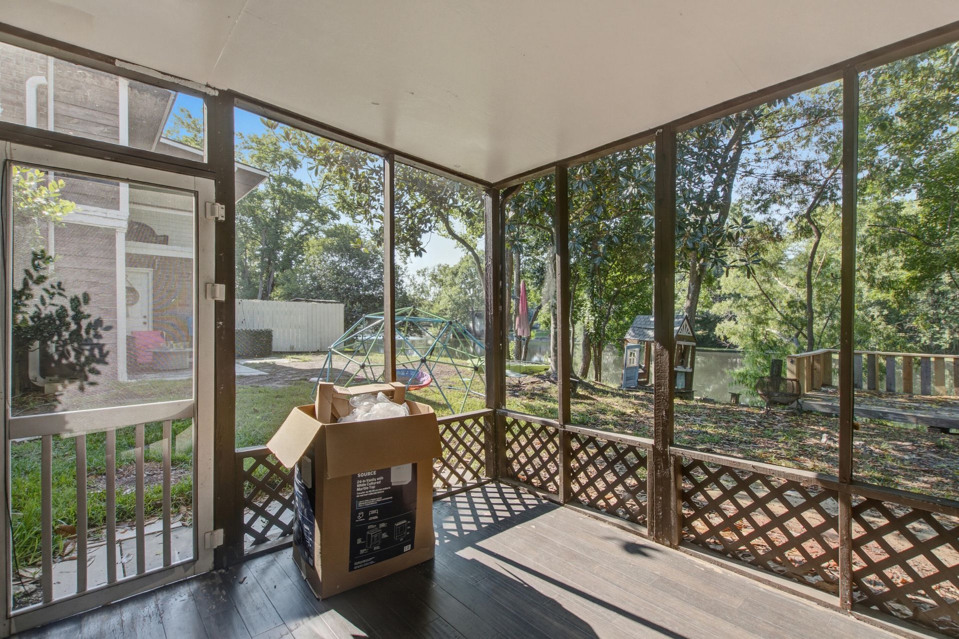 114 Brush Boulevard Photo 30