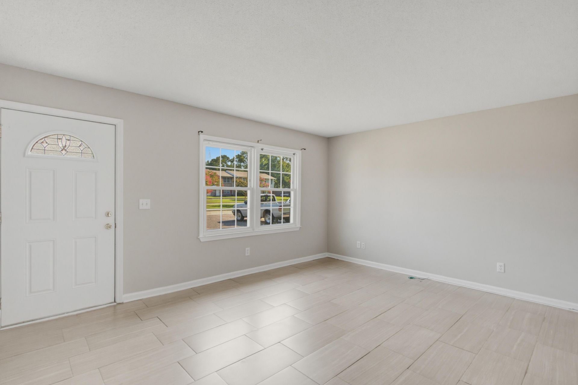 114 Brush Boulevard Photo 8