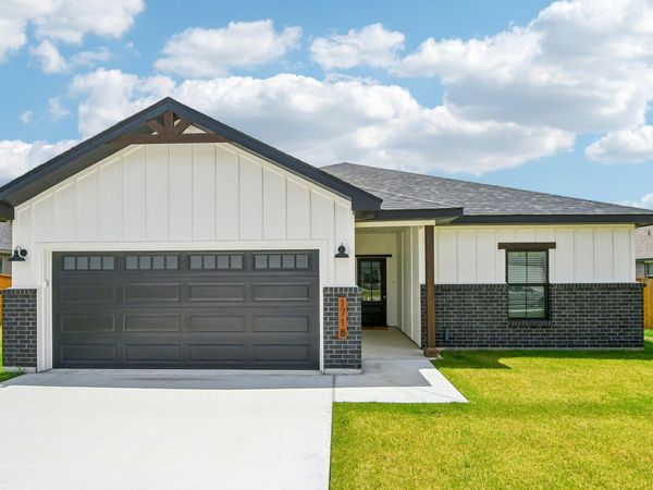 1718 Paint Horse TRL, Harker Heights, TX 76548