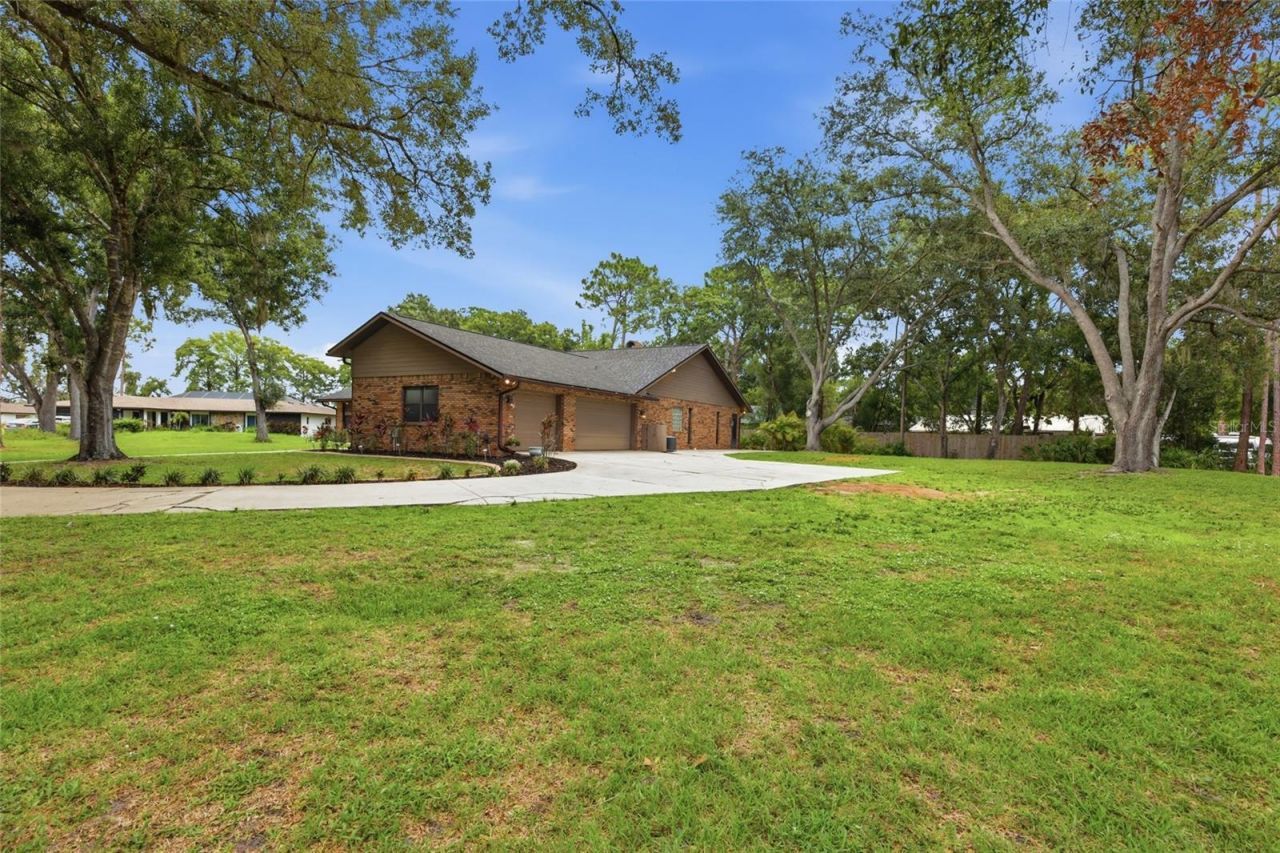 10616 Forest Run Drive, Bradenton, FL 34211 Photo