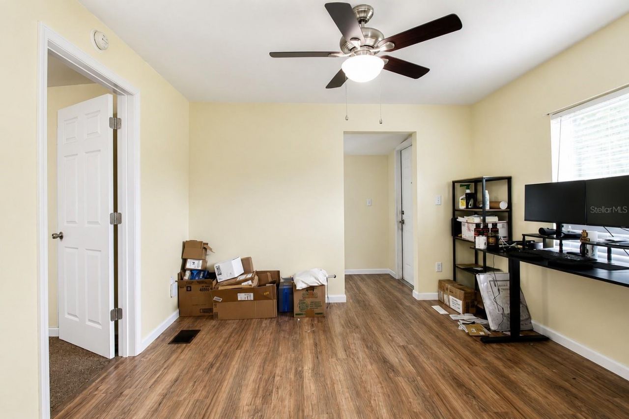 5811 11th Street , Zephyrhills, FL 33542 Photo