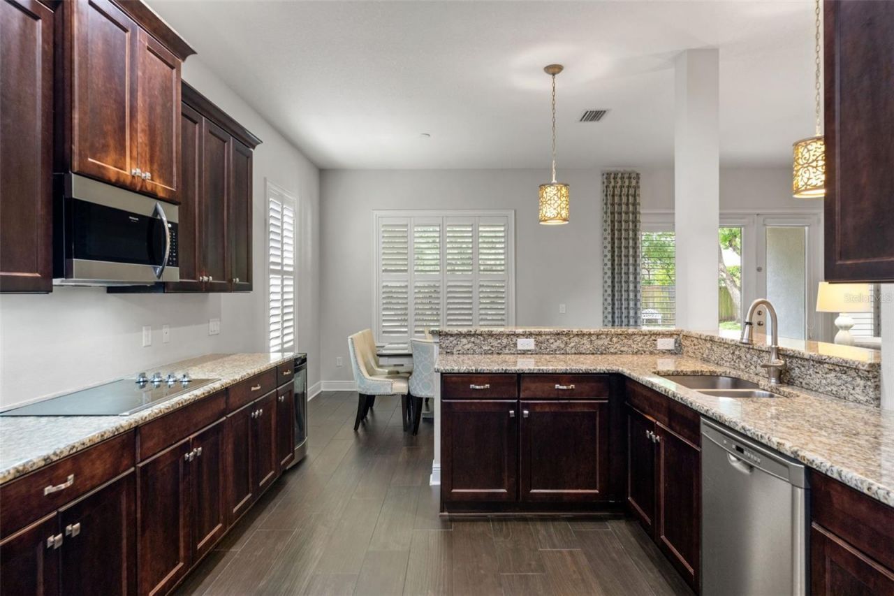 2112 Carroll Landing Drive, Tampa, FL 33612 Photo