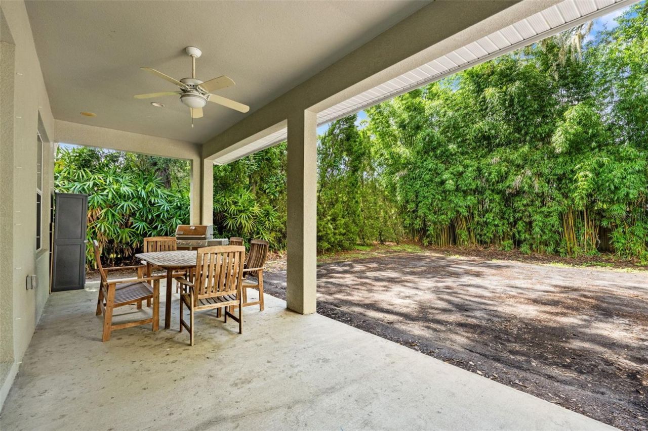 2112 Carroll Landing Drive , Tampa, FL 33612 Photo