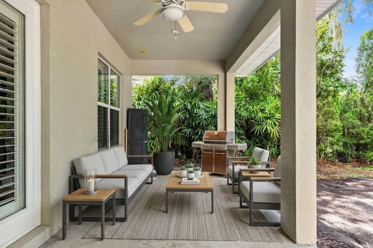 2112 Carroll Landing Drive, Tampa, FL 33612 Photo