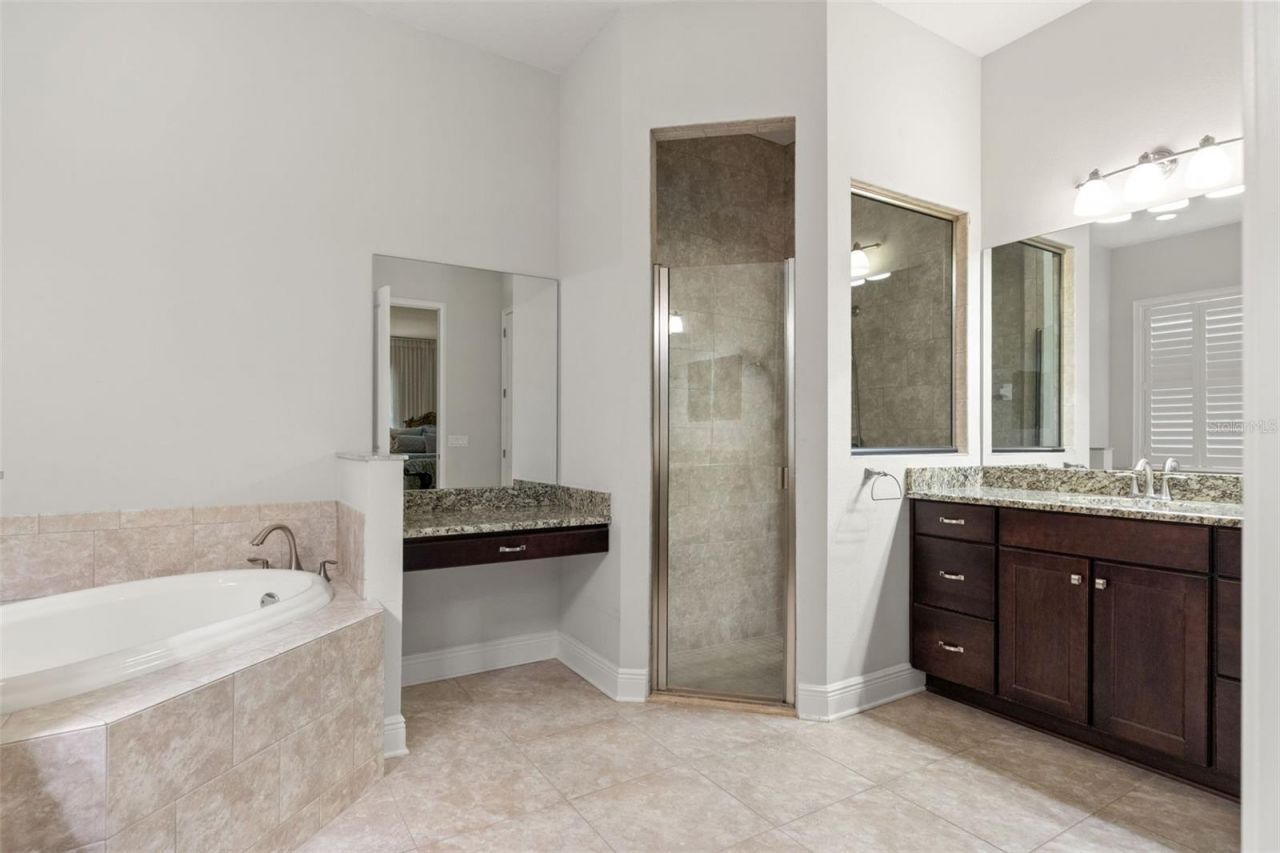 2112 Carroll Landing Drive, Tampa, FL 33612 Photo