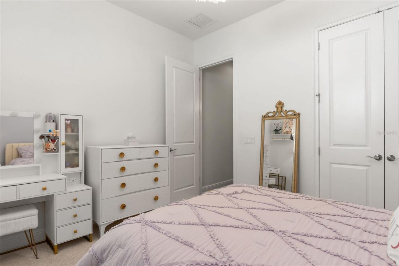 2112 Carroll Landing Drive, Tampa, FL 33612 Photo