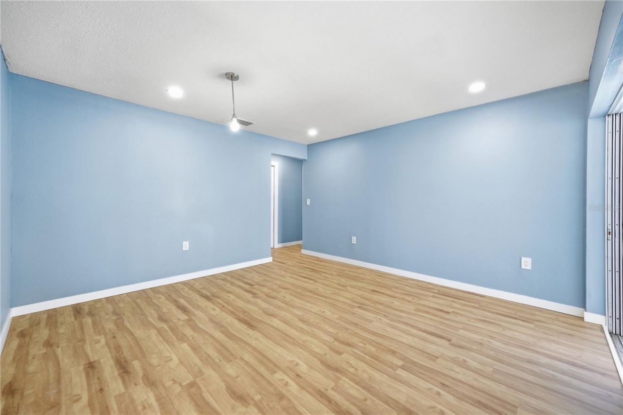 5920 Denver Street Ne, Saint Petersburg, FL 33703 Photo