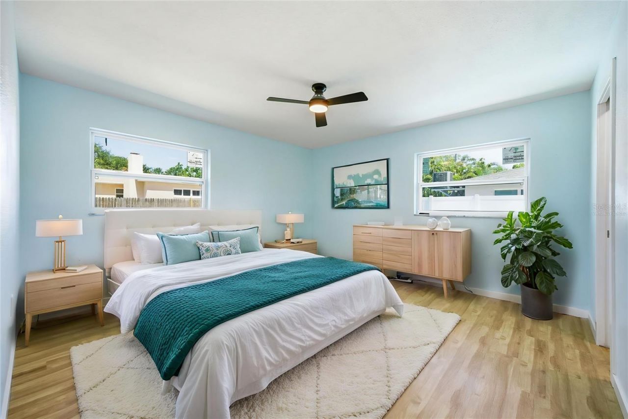 5920 Denver Street Ne, Saint Petersburg, FL 33703 Photo