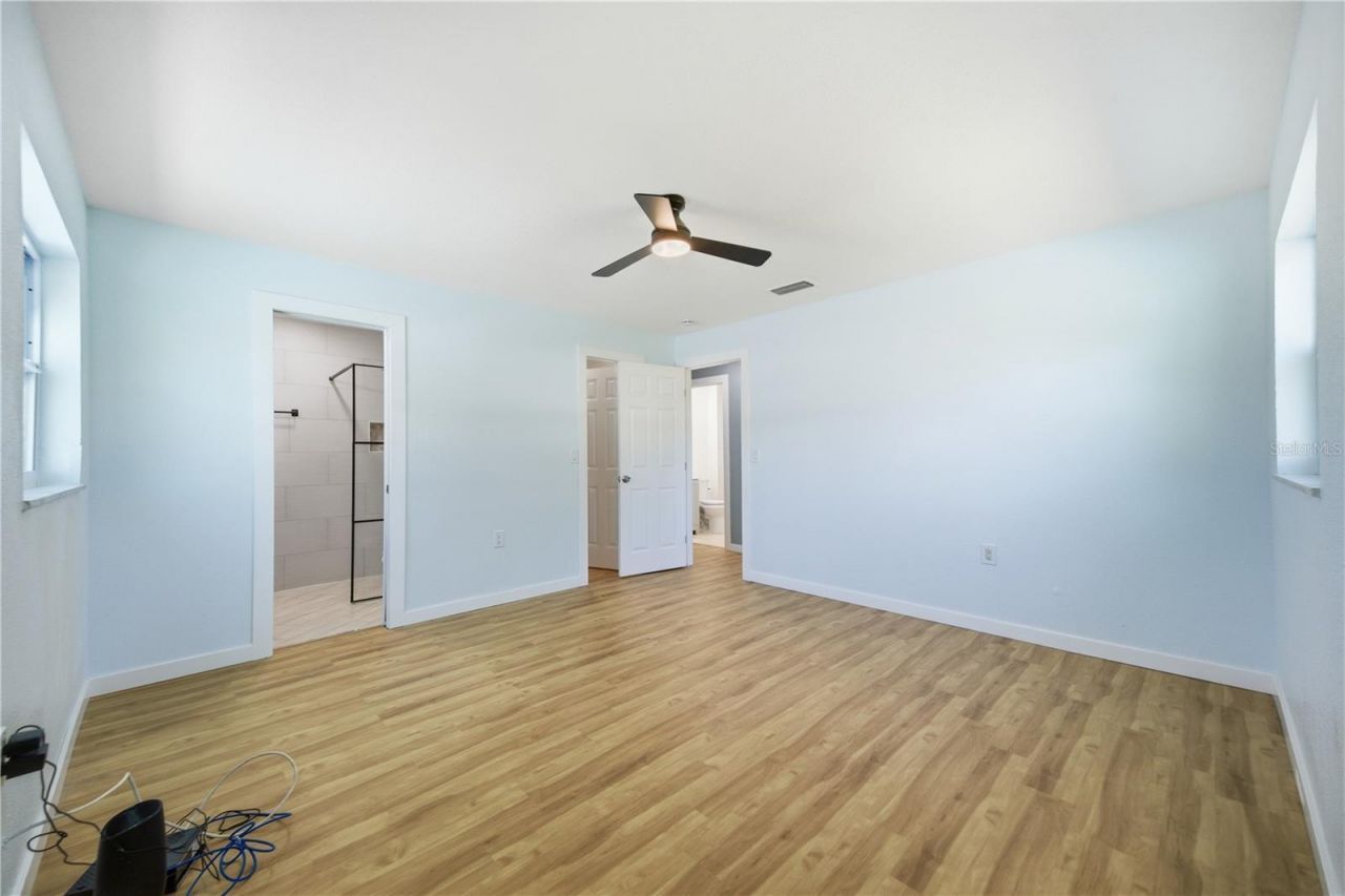 5920 Denver Street Ne, Saint Petersburg, FL 33703 Photo