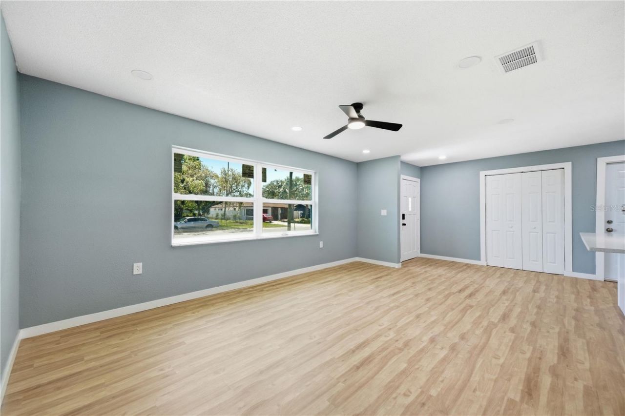 5920 Denver Street Ne, Saint Petersburg, FL 33703 Photo
