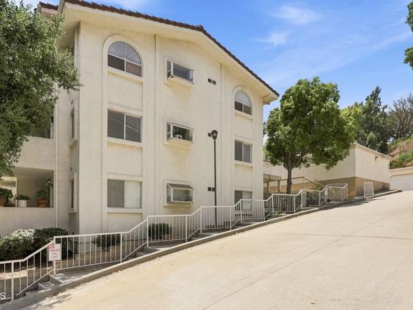 2533 Antonio Drive , Unit 101, Camarillo, CA 93010