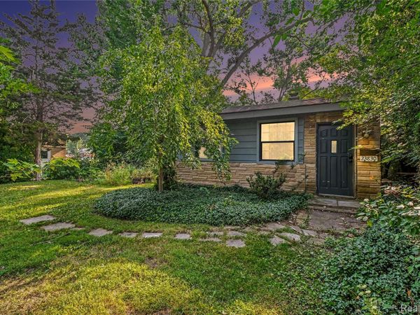 23830 Scotia Road, Oak Park, Mi 48237