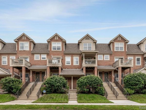 2795 Barclay Way, Ann Arbor, Mi 48105