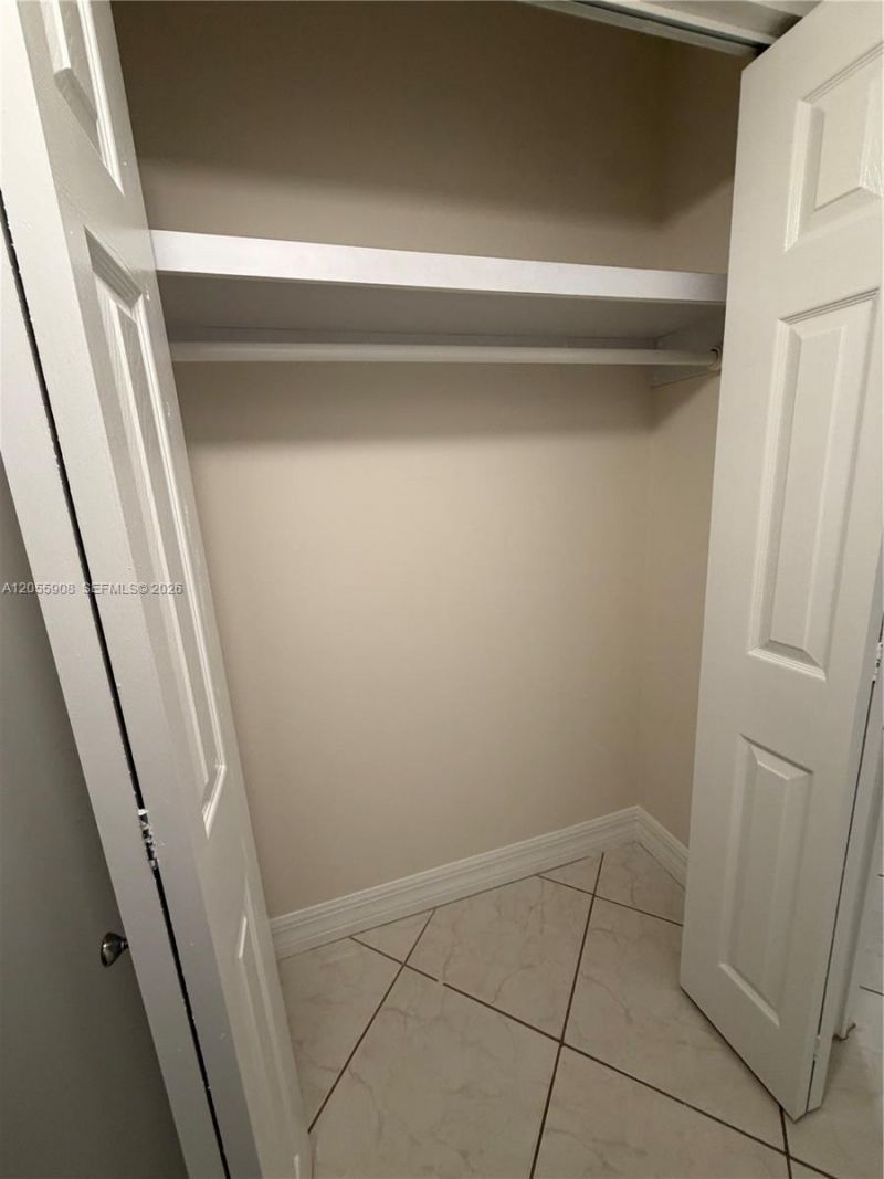 6932 Crown Gate Dr , Miami Lakes, FL 33014 Photo