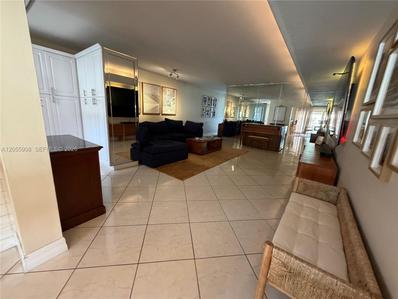 6932 Crown Gate Dr , Miami Lakes, FL 33014 Photo