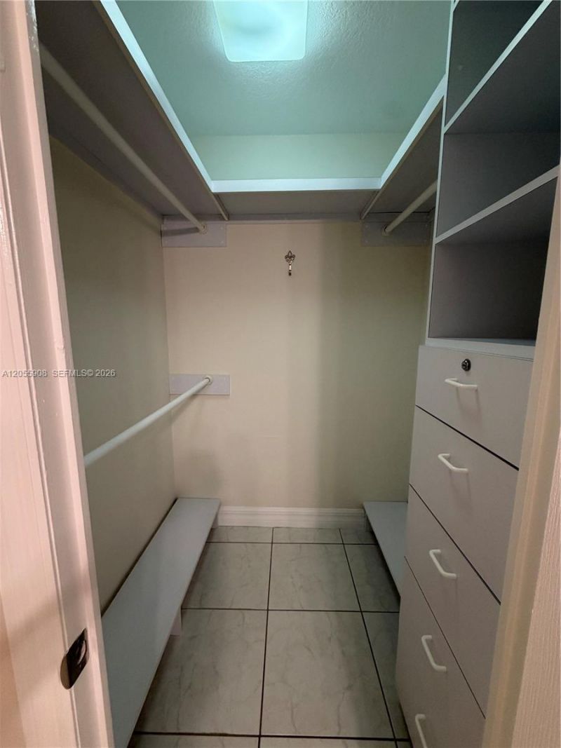 6932 Crown Gate Dr , Miami Lakes, FL 33014 Photo