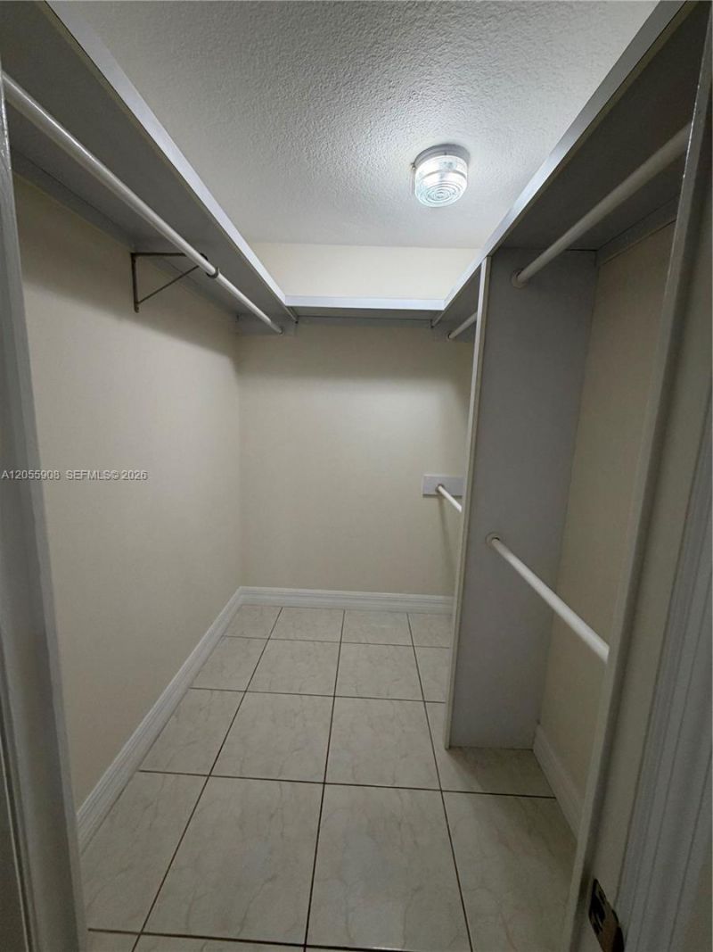 6932 Crown Gate Dr , Miami Lakes, FL 33014 Photo