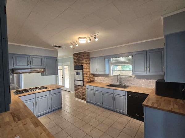 142 TERRIO Drive , Reserve, LA 70084