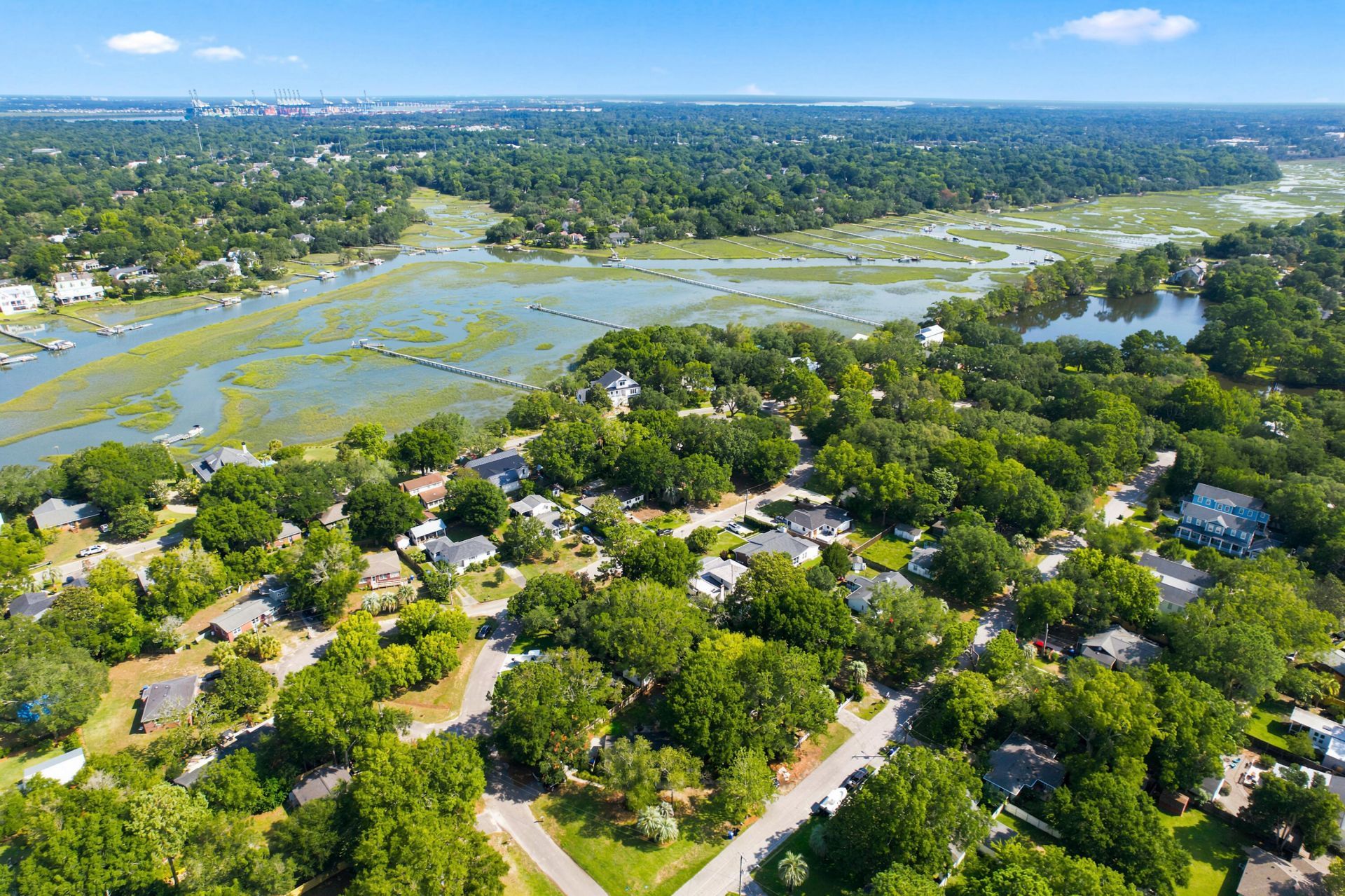 12 Ellen Avenue Photo 40