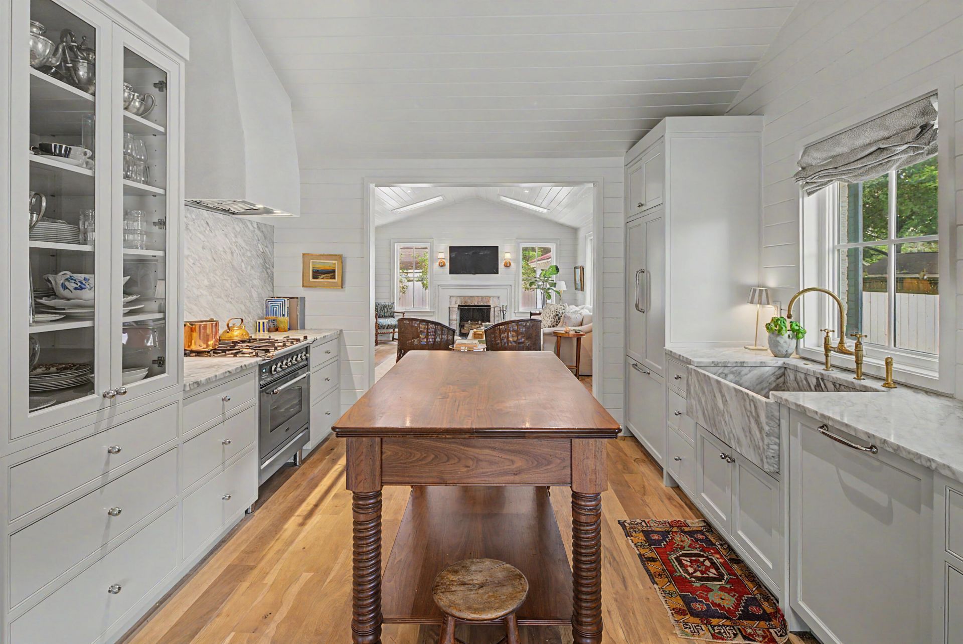12 Ellen Avenue Photo 8