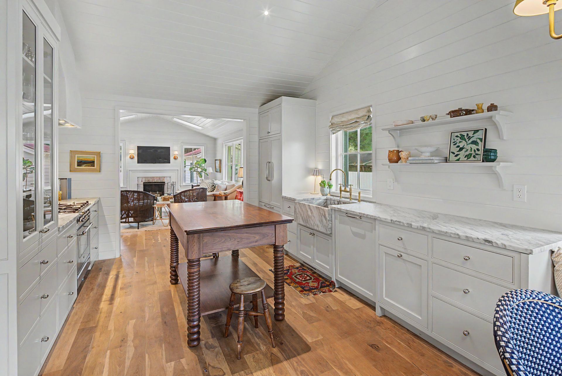 12 Ellen Avenue Photo 9