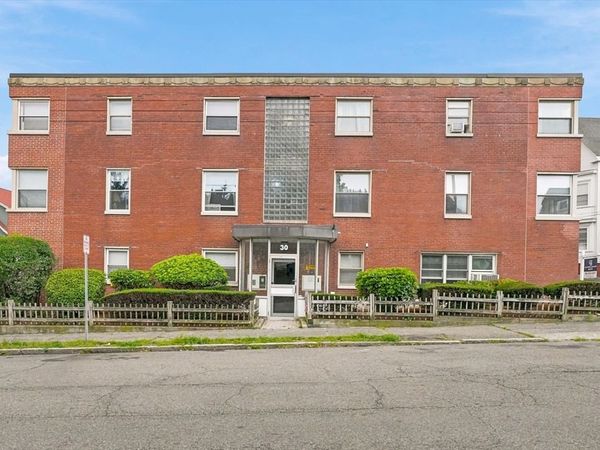 30 Ocean Street, Unit 6, Lynn, MA 01902