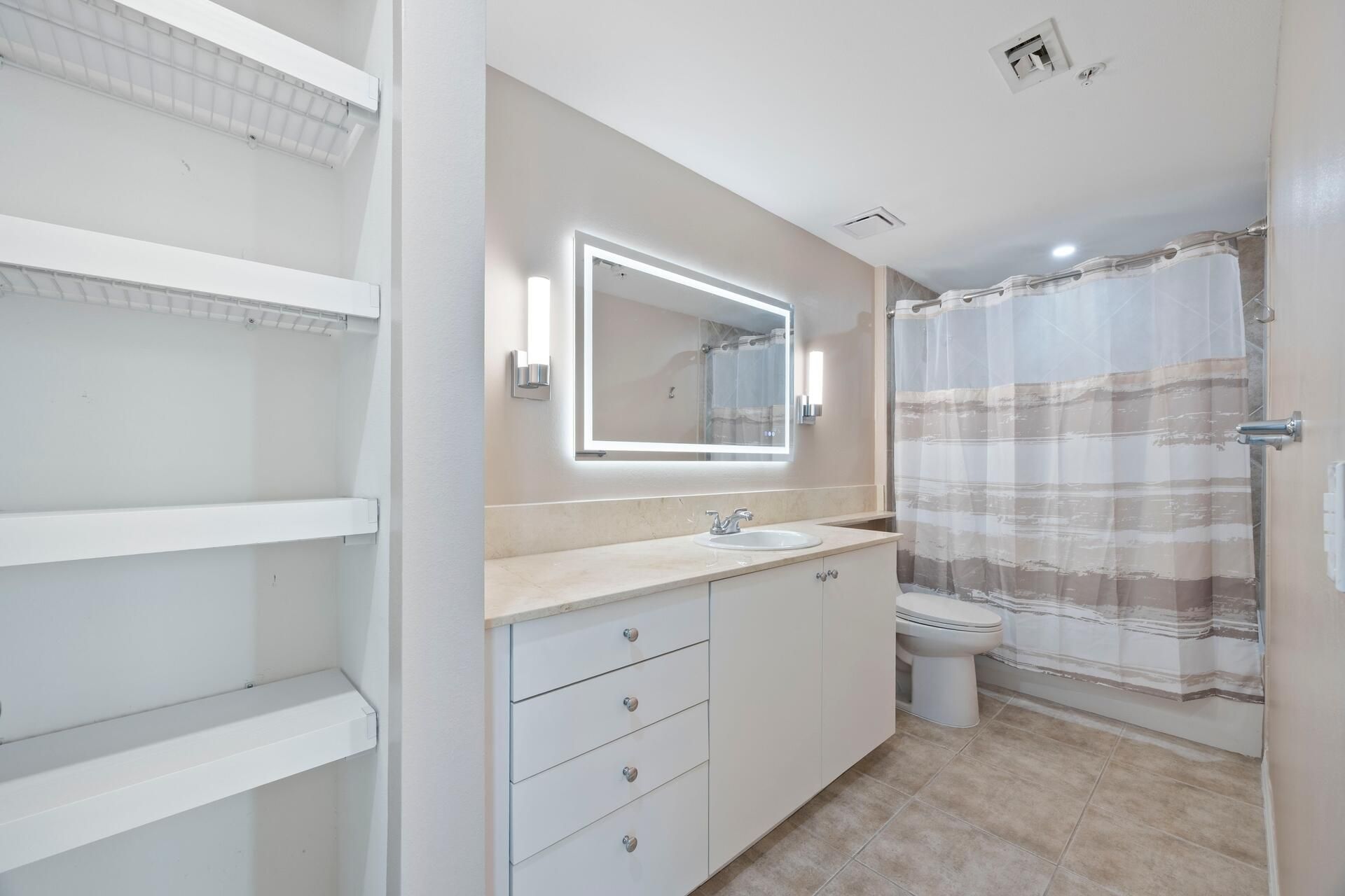 804 E Windward Way, Unit 621, Lantana, FL 33462 Photo