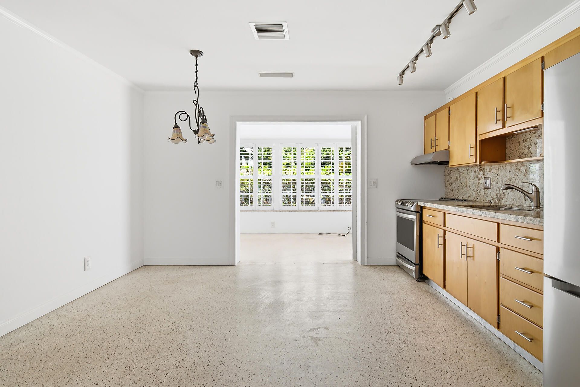 205 Rutland Boulevard, West Palm Beach, FL 33405 Photo