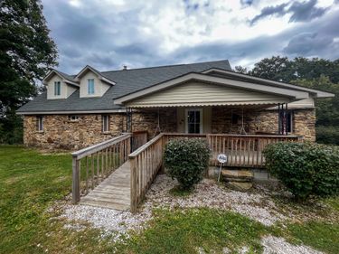 762 Jacks Ridge Road, McKee, KY 40447