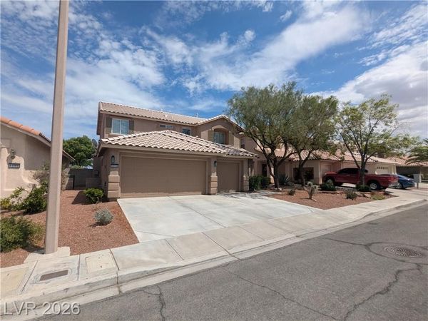 1016 Royal Plum Lane, Las Vegas, NV 89144
