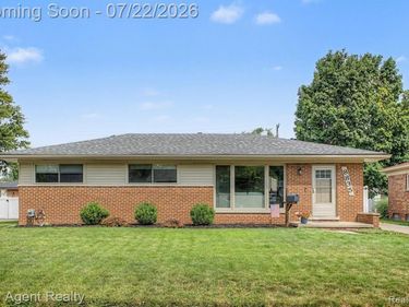 8835 Birkhill Drive, Sterling Heights, Mi 48314