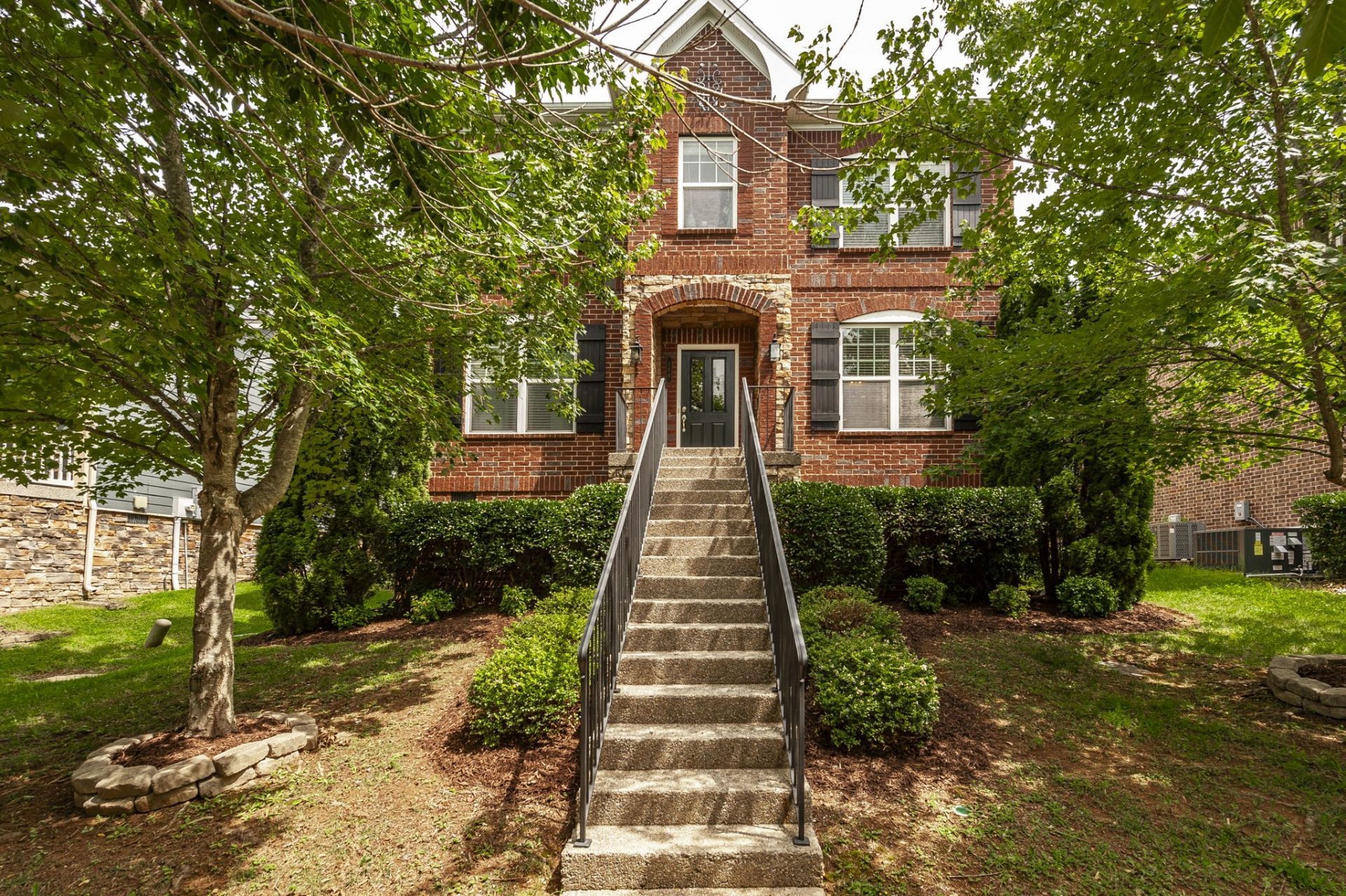 330 Tippecanoe Dr, Franklin, TN 37067 Main Photo