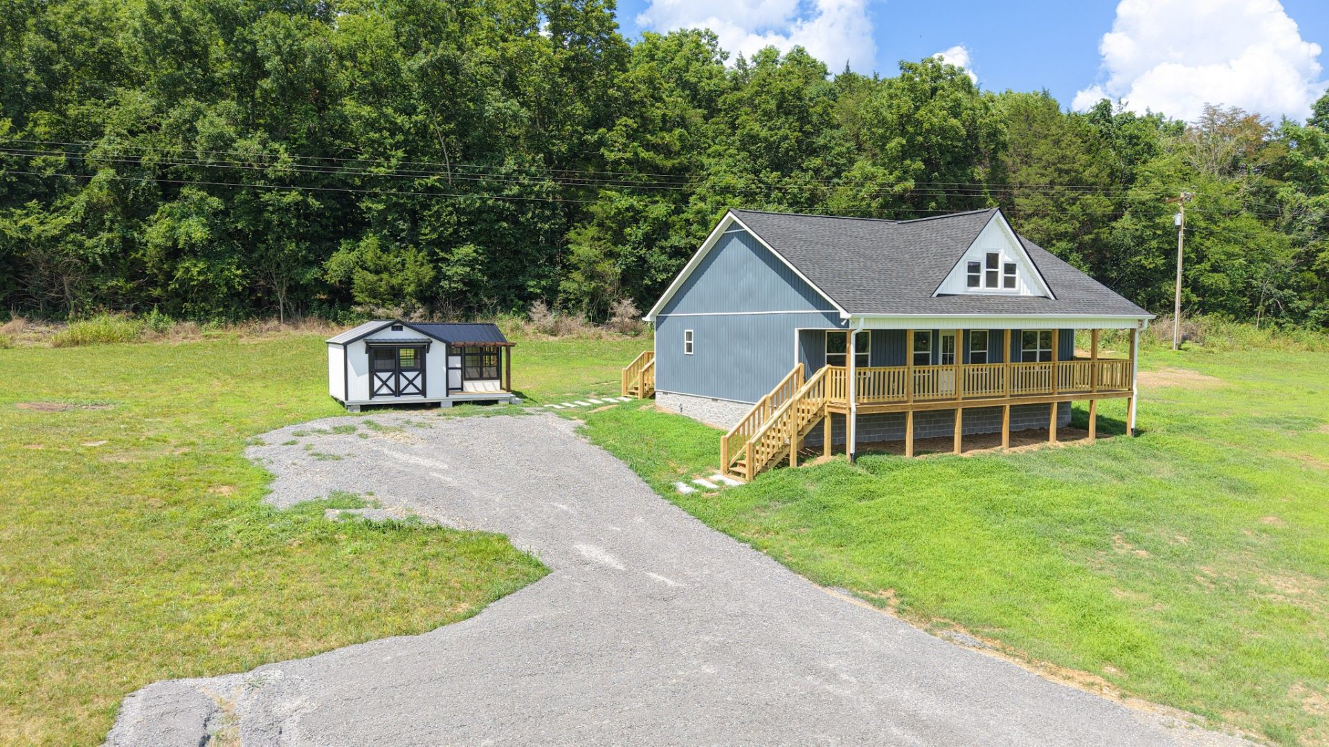 944 Wartrace Hwy, Pleasant Shade, TN 37145 Main Photo