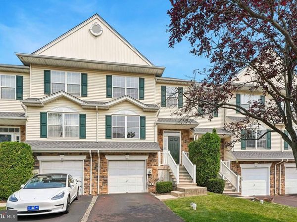 475 GLENN ROSE CIRCLE, KING OF PRUSSIA, PA 19406