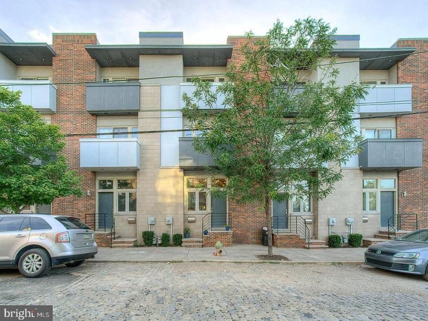 412 N Front Street, Unit 8, Philadelphia, PA 19123 Main Photo