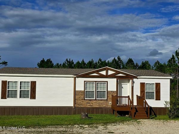 10230 Muszar Lane, Vancleave, MS 39565