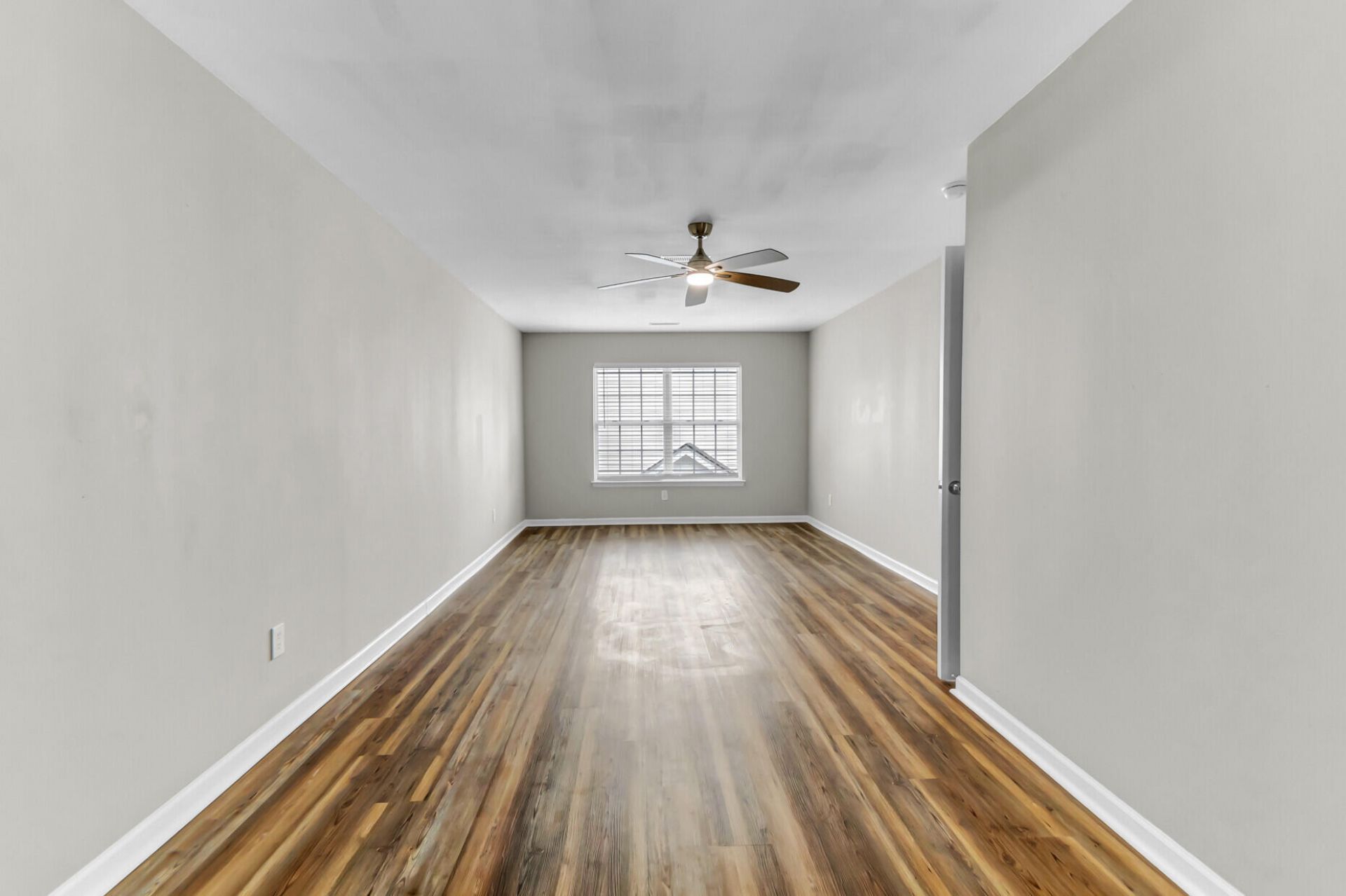 231 Xavier Street Photo 29
