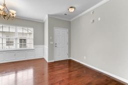 231 Xavier Street photo 4