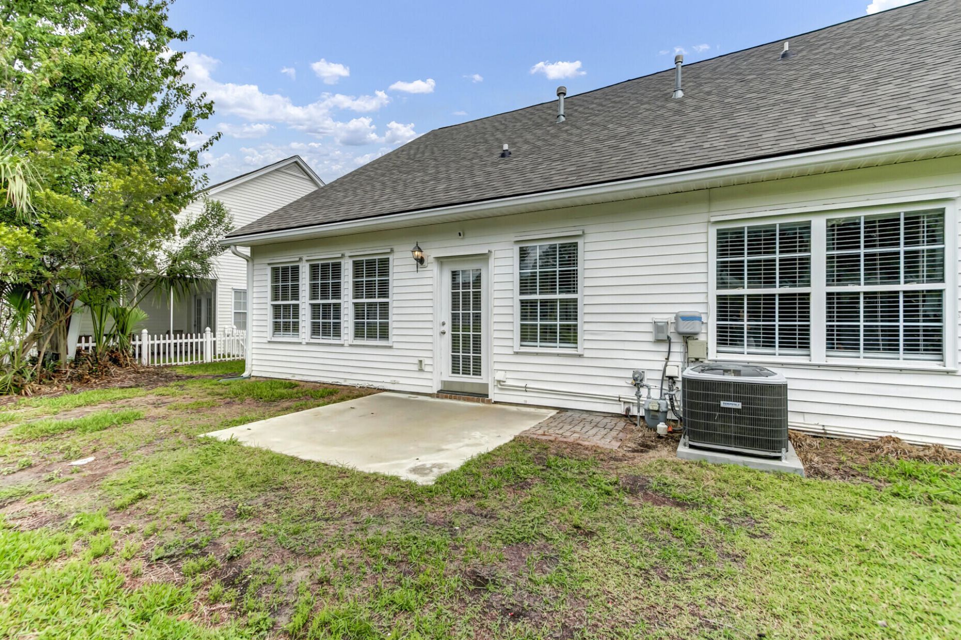 231 Xavier Street Photo 33