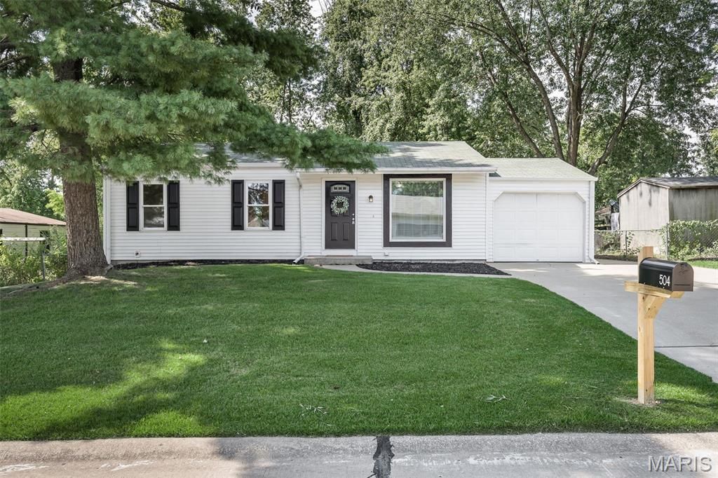 504 Woodcrest Boulevard, O Fallon, MO 63368 Main Photo