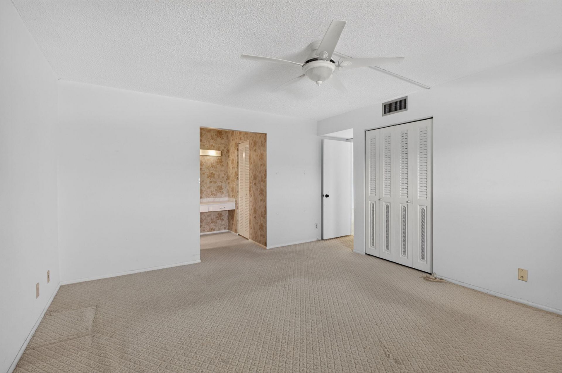 5301 NW 2nd Avenue, Boca Raton, FL 33487 Photo