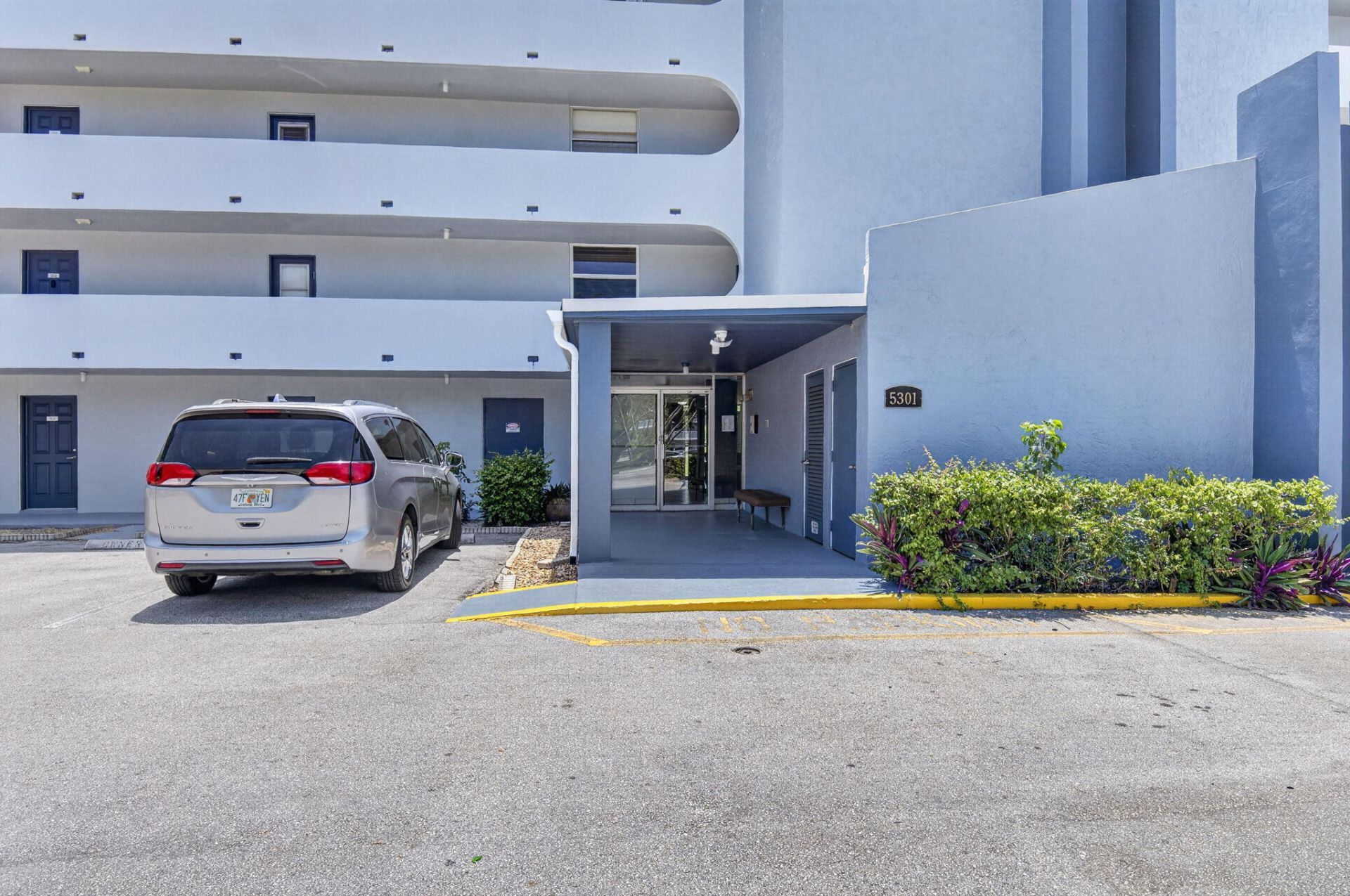5301 NW 2nd Avenue, Boca Raton, FL 33487 Photo