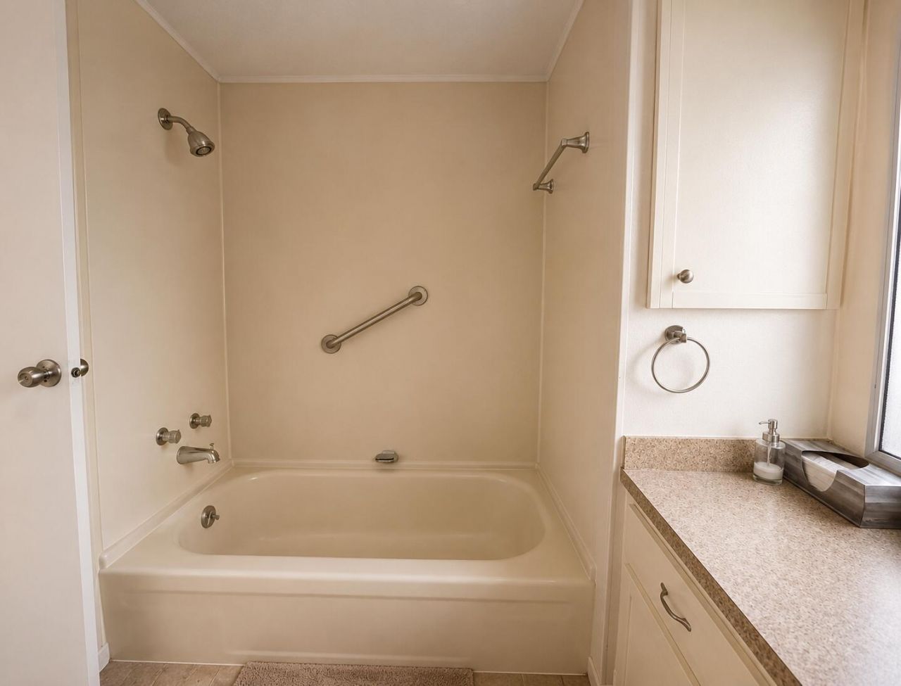656 Sun Ray Court, Boynton Beach, FL 33436 Photo