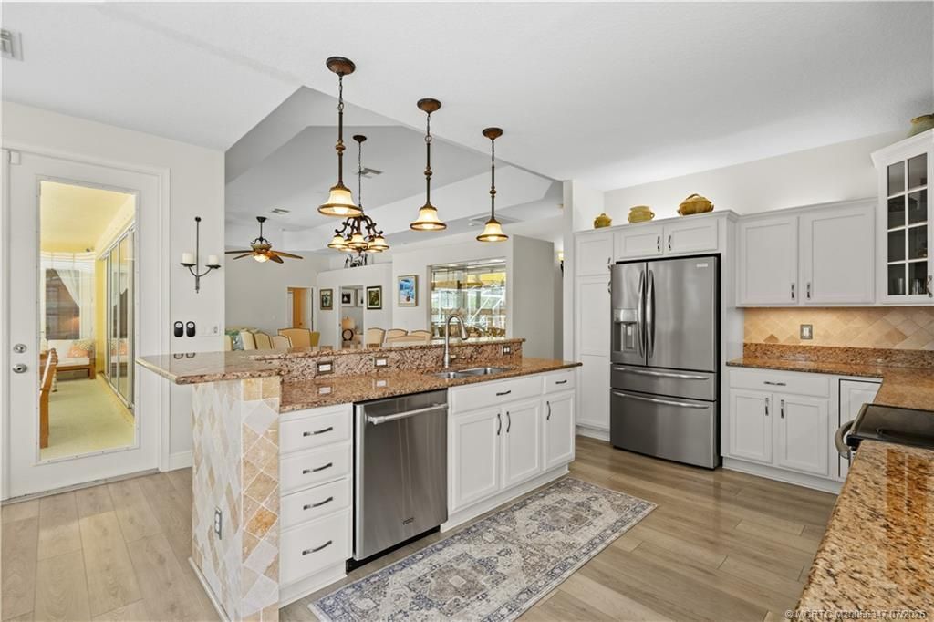 502 SE Majestic Terrace, Port Saint Lucie, FL 34983 Photo