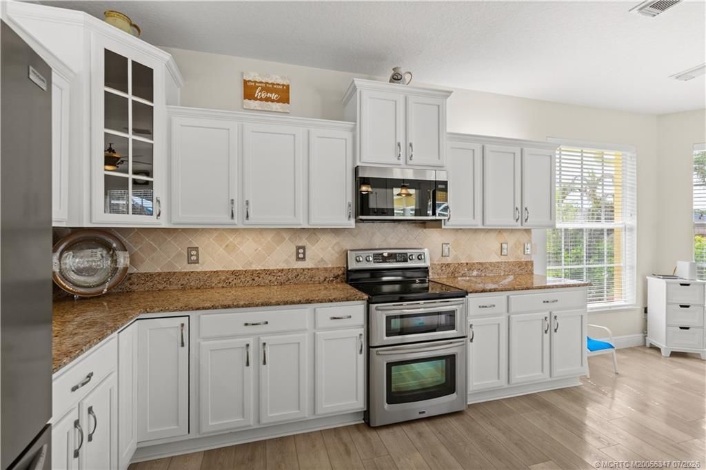 502 SE Majestic Terrace, Port Saint Lucie, FL 34983 Photo