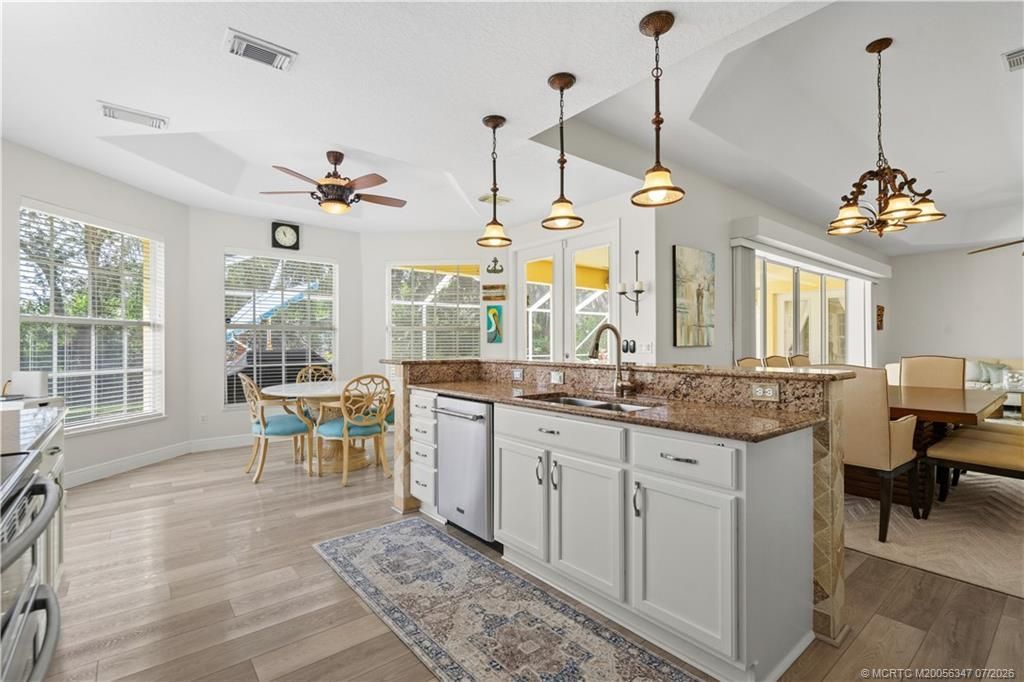502 SE Majestic Terrace, Port Saint Lucie, FL 34983 Photo