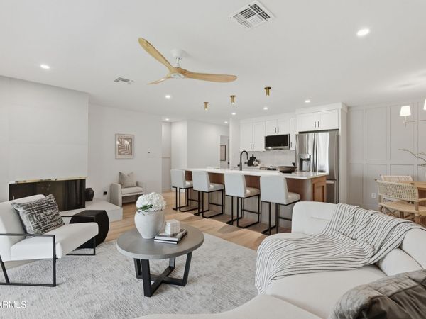 1318 E LA JOLLA Drive, Tempe, AZ 85282